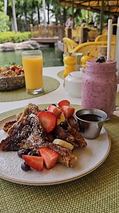Start your day in paradise with a vibrant breakfast experience lagoon-side—featuring a bountiful buffet, made-to-order favorites, tropical smoothies, and refreshing morning cocktails. Because here, breakfast isn’t just a meal—it’s a moment. . #HiltonAruba #HiltonHotels #LagunaAruba | Hilton Aruba Caribbean Resort & The Westerly