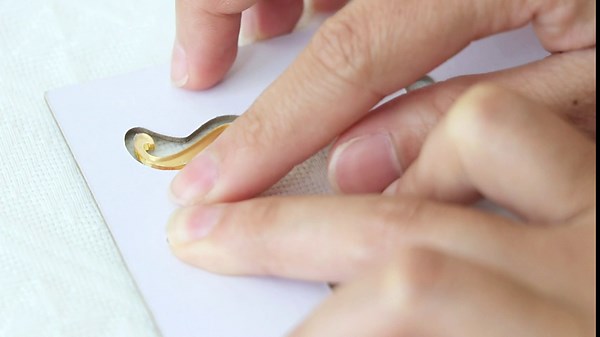 Gold Wedding Table Numbers 1-20, DIY Mirror Acrylic Table Numbers for Wedding Reception, 20 Pack Gold Table Signs with Holder for Wedding Table Centerpiece Decoration, 4x6 Inch