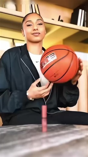 Juju Watkins Shines in College Basketball Debut