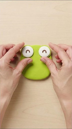 Let's make Crong with clay! Crong clay cracking making! #Pororo #pororo #clay #clayplay