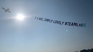 A Lewis Hamilton fan has paid for this plane to be flown over Zandvoort this weekend 😅 (via the_staveros/TW) | ESPN F1