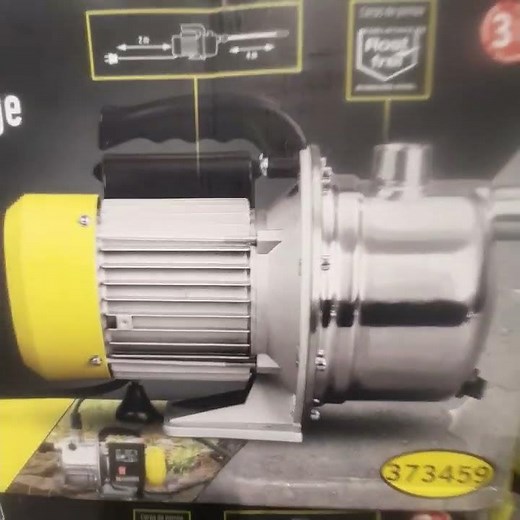 Lidl ( pompe à eau pour puit et arrosage avec accessoires )