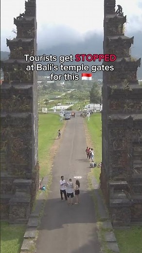 What to Pack for Bali 🇮🇩 (The Temple Dress Rule Nobody Warns You About)