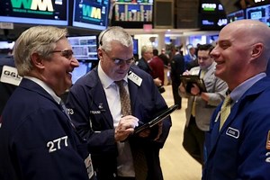 European shares edge down, Melrose and Subsea impress