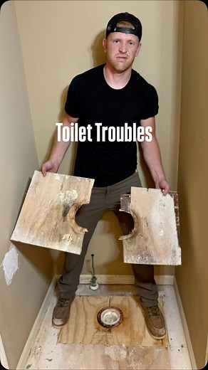 Here’s one of the other leaks I forgot to show you I fixed. 🚽🪚 So here’s a quick tutorial on repairing subfloor around a leaking toilet — from cutting out the damage to getting it ready for new floors. #BathroomRenovation #SubfloorRepair #HomeImprovement #HouseProjects #DIYHomeRepair #RenovationLife #WeekendWarrior #FixItYourself #RenovationJourney #carpetedcasa | Satisfy DIY