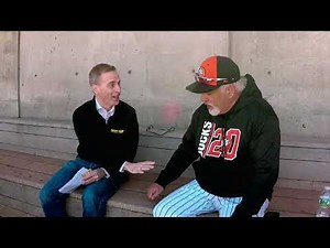 Kevin Maher speaks to 1986 World Series champ and former New York Mets second basemen Wally Backman