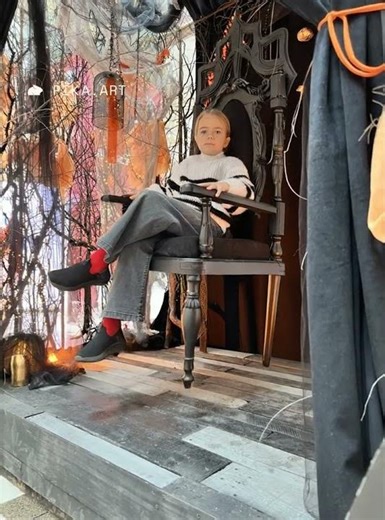 On Halloween, Annabella discovers how to levitate