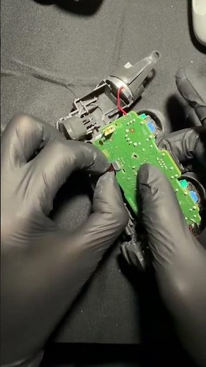 PS4コントローラー分解｜無音で内部構造を完全公開｜Silent Teardown PS4 Controller Disassembly ASMR