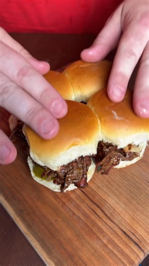 28K views · 270 reactions | Shredded Beef Sliders | G_Bque | Facebook