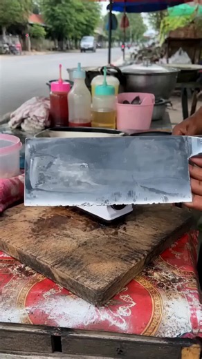 Electric Knife Sharpener — Sharpen Knives in 3 Seconds