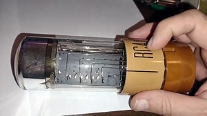 Single Photon Detection With Photomultipliers