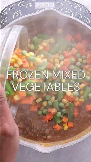 Easy Shepherd's Pie - Recipe from SixSistersStuff.com
