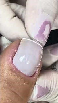 Esmaltes usados- Polar impala + França colorama e meu branquinho perfeito anita #manicures #unhas