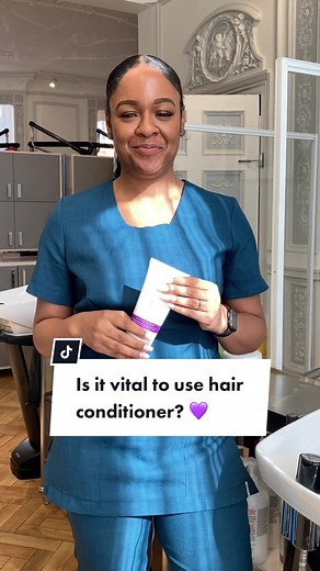 Conditioner is a vital part of any hair care routine, however those with finer hair textures can sometimes be afraid of this step. Using the correct conditioner for your hair type allows you to protect your strands without weighing them down. 💛 #HairEducation #Trichology #TopTips #ExpertAdvice #Education