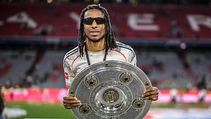 "Mr. Nonchalant": Olise ist beim FCB sofort ein Superstar