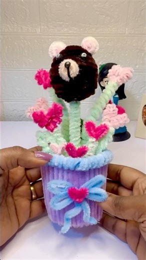 Pipe Cleaner Teddy Bear || Valentine’s Day Gift #valentinesday #pipecleanercrafts #trending #shorts