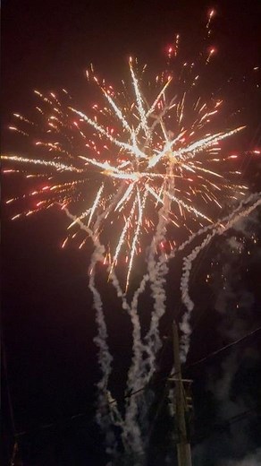 Chasing Rainbows 50 shot firework ‪@Darting_Pyro_Nebraska‬