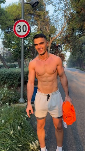 Ahmet Koç | Model & Coach on Instagram: "Sunshine"