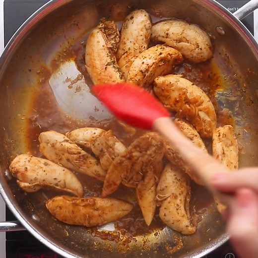 Healthier chicken tenders cooked in a simple delicious garlic butter sauce. Recipe: https://littlesunnykitchen.com/chicken-tenders/ To pin: https://www.pinterest.com/pin/38491771805666158/ | Little Sunny Kitchen