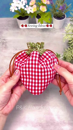 Sewing Ideas✅Easy Diy Strawberry🍓Drawstring Bag🍓#reels #diy #handmade #sewing #drawstringbag #diyprojectsideas | P&K Handmade