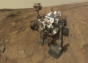 Photos show evidence of life on Mars, claims scientist
