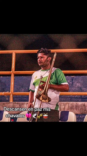 Nadie nos preparo para enterrar 2 de la manada en un año pero siempre los voy a querer Descanzen en paz mis chavalos 🫂💔De la cuna al cajón verde y blanco de corazón 🥁🎺