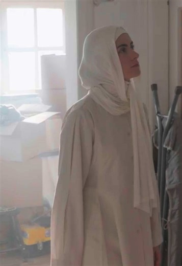 We all carry boxes we don’t always open 🤍 This scene reflects the memories we hold onto, some comforting, some heavy, and the quiet choice of what we carry forward. 🎥 Watch the full Let Go BTS on YouTube Where are you watching from? Drop your flag below 🌍 #AwakeningMusic #Jaqlyn #LetGo #BTS