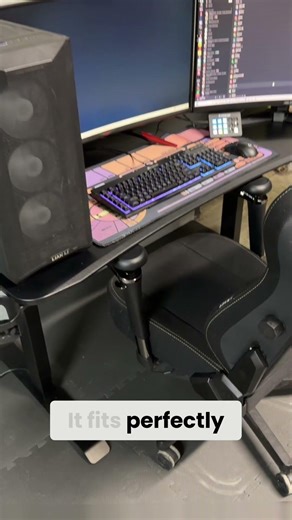 Gaming Chair + Desk Combo: The ULTIMATE Comfort Upgrade! #shorts