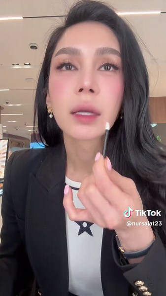 Review dior lipstick dior addict code 426