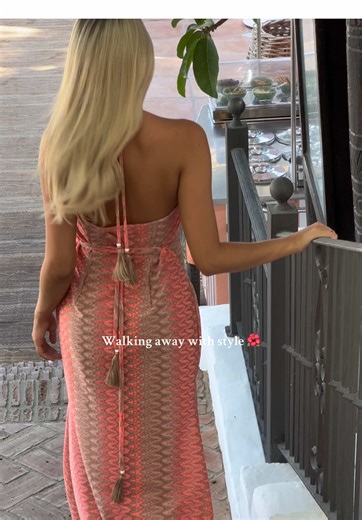 Walking away in style ✨ in our mermaid coral dress 🪸💓 #resortstyle #summerluxury #OOTD #luxurybrand #summeroutfits