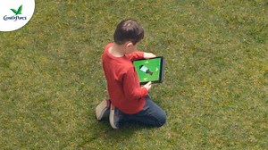 469K views · 2.2K reactions | Glauben Kinder, dass man alles mit einer App steuern kann? bit.ly/1CqhV3L | Center Parcs Deutschland | Facebook