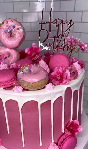 Delicious Pink and Gold Chocolate Cake Tutorial by AngieCakes