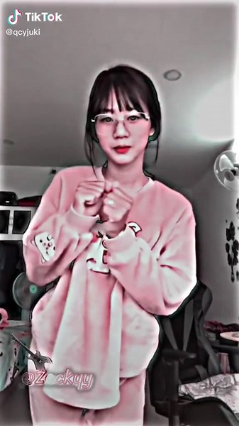 Dance Mix Editing Tutorial with Mey Jelly Voice Effects