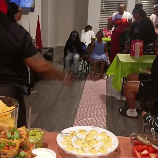 wrapping paper race run challenge