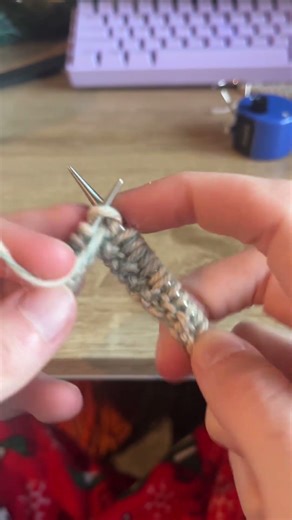 New cast on #knitting #caston #sweater #mossstitch