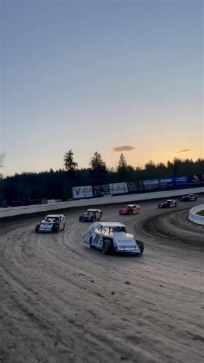 OPEN WHEEL SHOWDOWN IS LESS THAN 24 HOURS AWAY!! IMCA Modifieds, 360 Sprint Cars, & the KarMART CJDR 410 Sprint Cars will be at Skagit Speedway! Gates open at 5pm Opening Ceremonies at 7pm with racing following!! #raceskagit #skagitvalley #speedway #410sprintcars #360sprintcars #imcamodified | Skagit Speedway