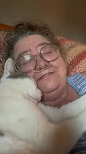 My kitty loves me | Becky Black