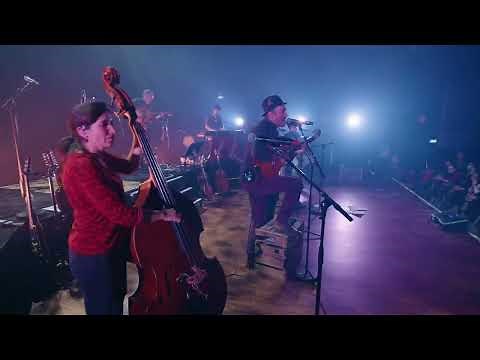 Les Ogres de Barback & La Rue Kétanou - "Almarita" [Live "Tout En Commun !"]