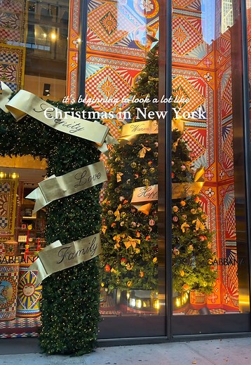 Magical Christmas Moments in New York City
