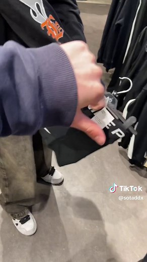 Big Ass Oiled Up Nike Pro - TikTok Compilation