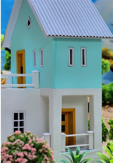 Stunning Modern 2-Story House Design with Balcony