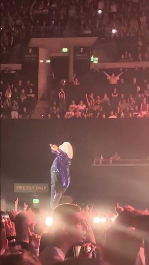 Def Leppard - Pour Some Sugar On Me (Live in Glasgow 2026)