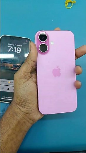 iPhone 16 vs iPhone 16e Comparison |