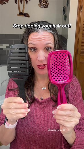 t’s called the Unbrush for a reason. Because it’s nothing like a regular brush. No pulling, no tugging, no damage. Just effortlessly detangled, shiny hair every time. #TikTokShopCreatorPicks #TikTokShopBlackFriday #hairbrush #detangler @Unbrush