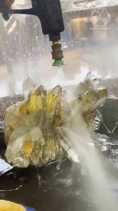 ✨💎Jerry cleans a beautiful large quartz cluster with carbon phantoms and sand inclusions pulled from the WWII tunnel by team member Charlie🌊 Visit avantfishermtn.com for information on booking private digs and details on our public quartz crystal dig at Fisher Mountain in Mt. Ida, Arkansas ⛏️#crystals #quartz #quartzcrystal #crystalenergy #gemstone #mineral #naturelover #discoverearth #geology #explore #amazing #beautifulnature | Avant Mining LLC