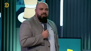 Ha Lakatos Lacinak is lenne asszonykája... Lehet, hogy volt, csak el akart menni valahova. 🤣🤣 21:00 - Lakatos László, Musimbe Dávid Dennis: Békével jöttünk | Comedy Central Magyarország