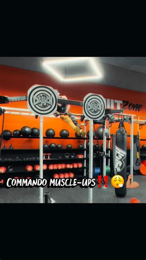 Wellness P🌱 on Instagram: "My Brotha came up with these commando muscle-ups, on the road to that one arm situation… of course I’m riddin 😤🫱🏾‍🫲🏽 I do it with the best of em… they be with the rest of em ✋🏽👉🏽 🦍🦍 💪🏽💪🏽 #calisthenics #commando #muscleup"