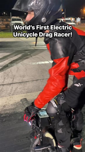 Is this what’s next for drag racing? Meet the world’s first electric unicycle drag racer | CycleDrag