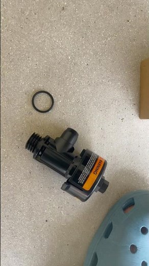 How to Replace Pentair Air Relief Valve 🐥 #onlypools #pentair #valve #poolcleaning #tipsandtricks
