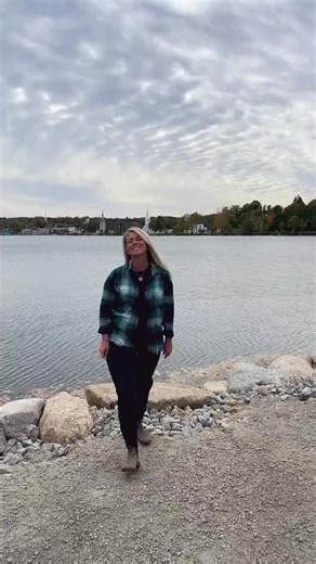 Lee Brice: One of Them Girls Music Video